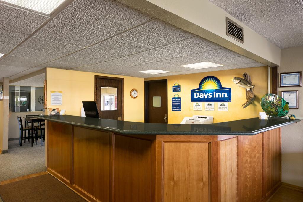 Days Inn By Wyndham Pierre Eksteriør bilde